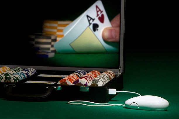 Comparing Online Casino Services and Customer Support