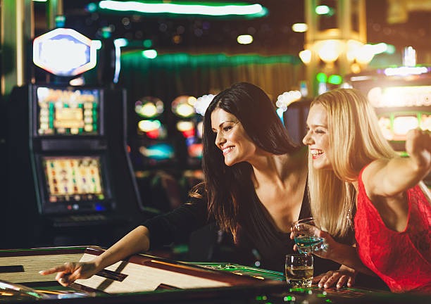 A Closer Look at Games and Features Across casino online israel